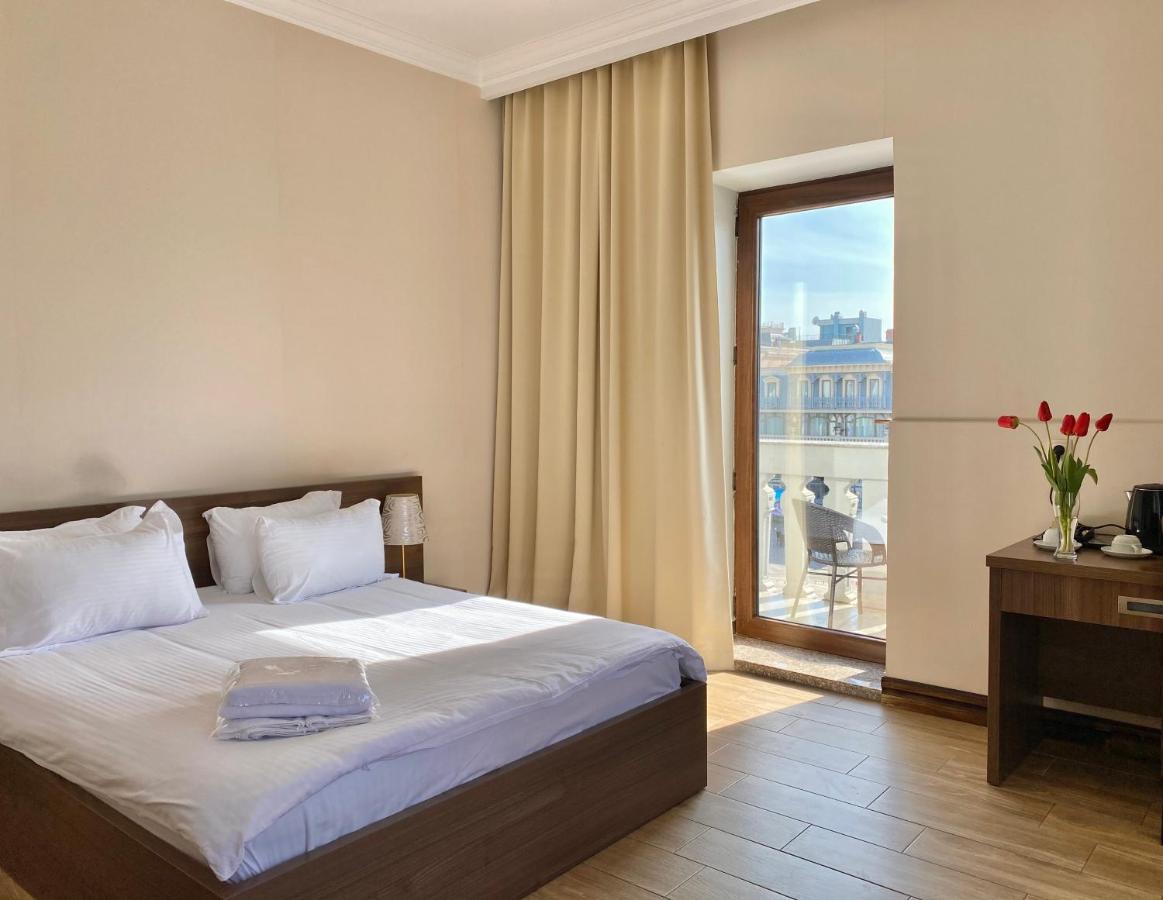 Boutique Hotel O. Galogre Batumi Exterior photo