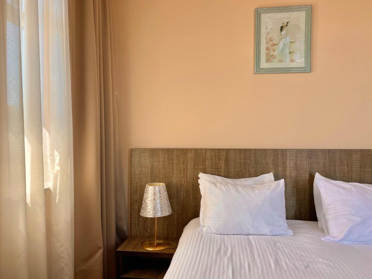 Boutique Hotel O. Galogre Batumi Exterior photo