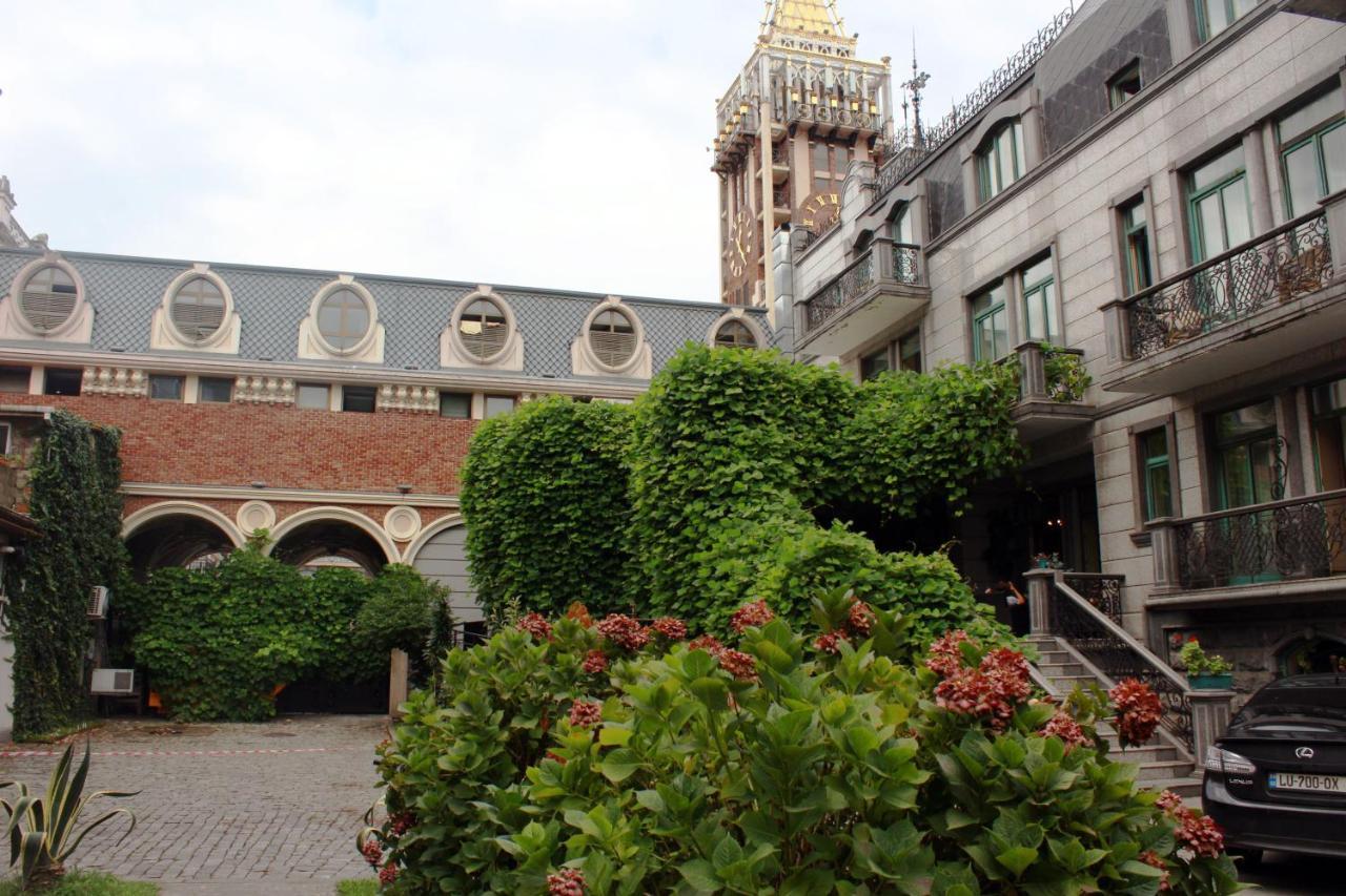 Boutique Hotel O. Galogre Batumi Exterior photo