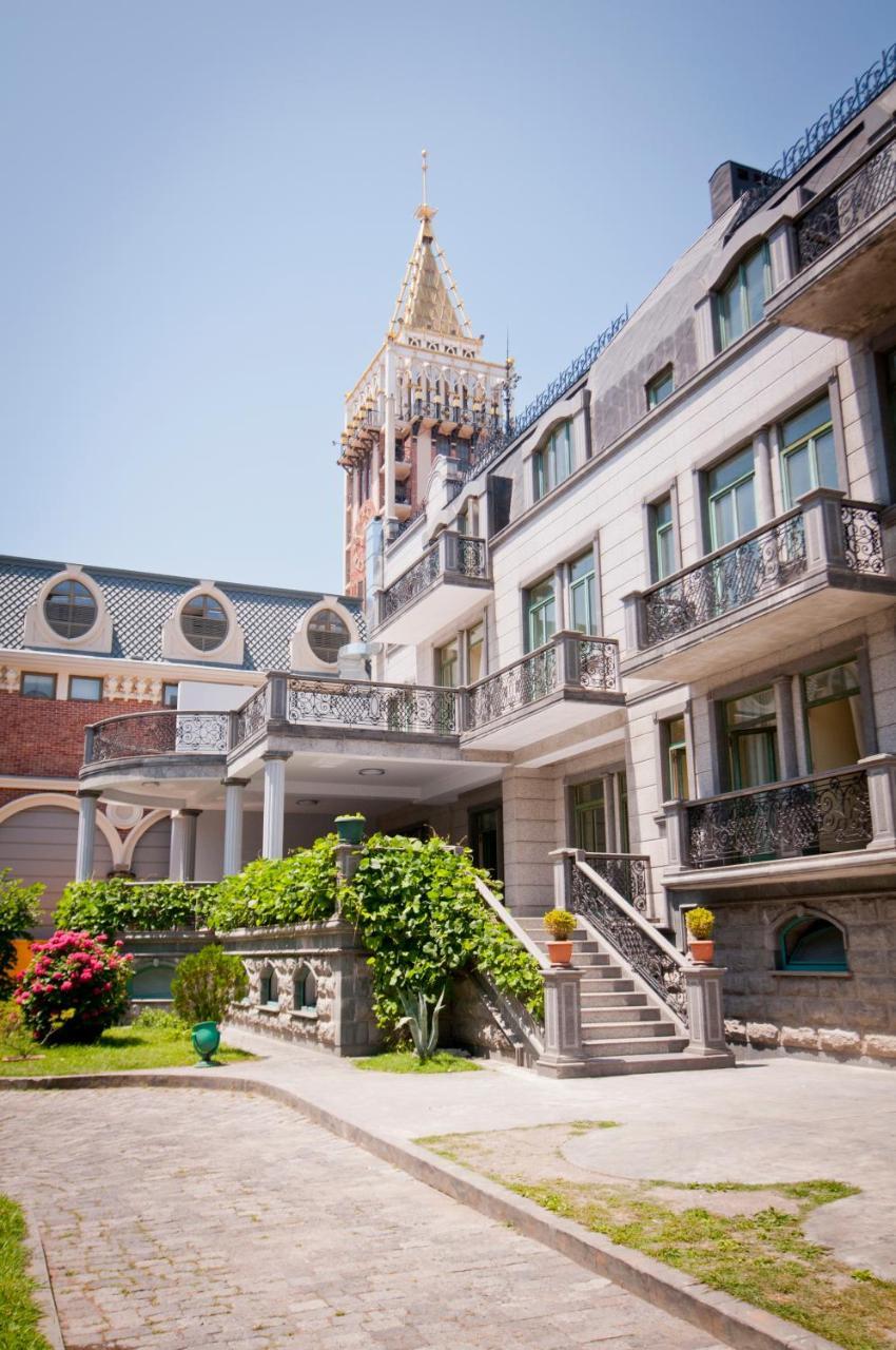 Boutique Hotel O. Galogre Batumi Exterior photo